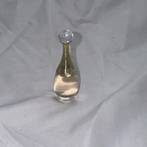 New! Dior J’Adore mini dabber